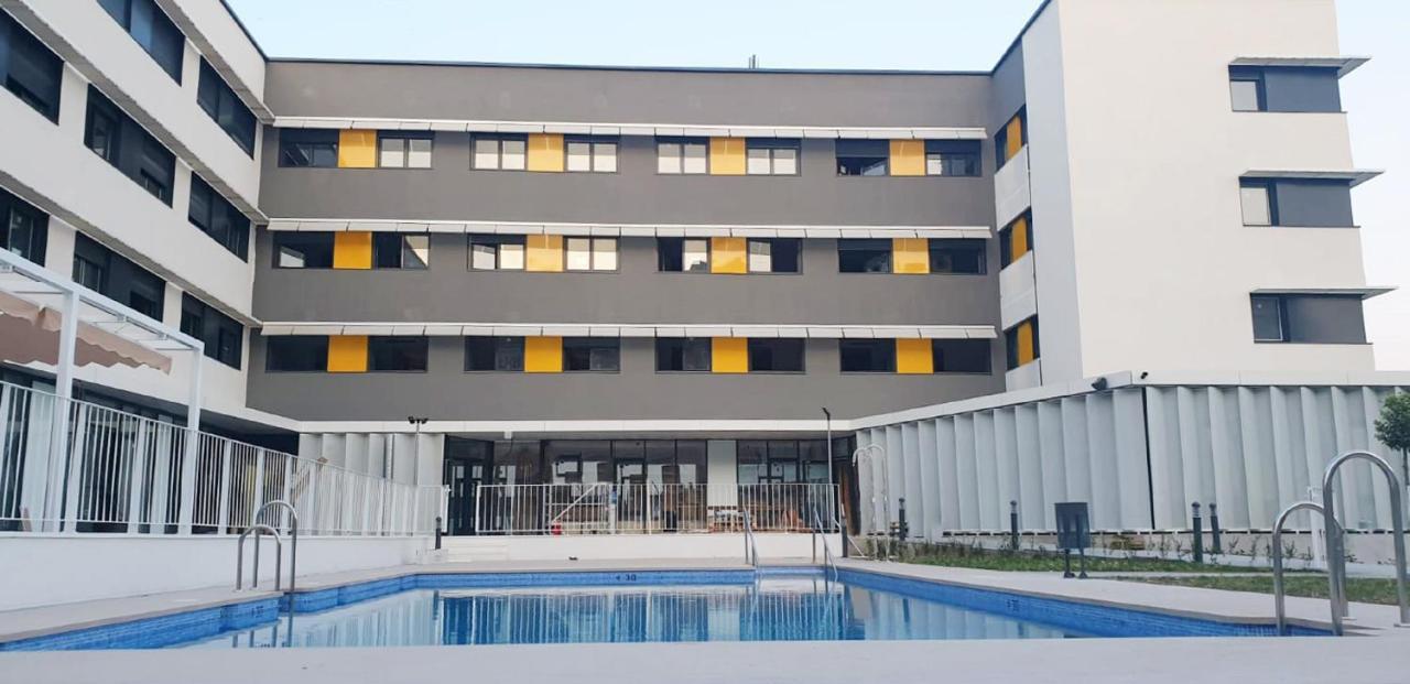 Auberge de jeunesse Residencia Universitaria Resa Campus *