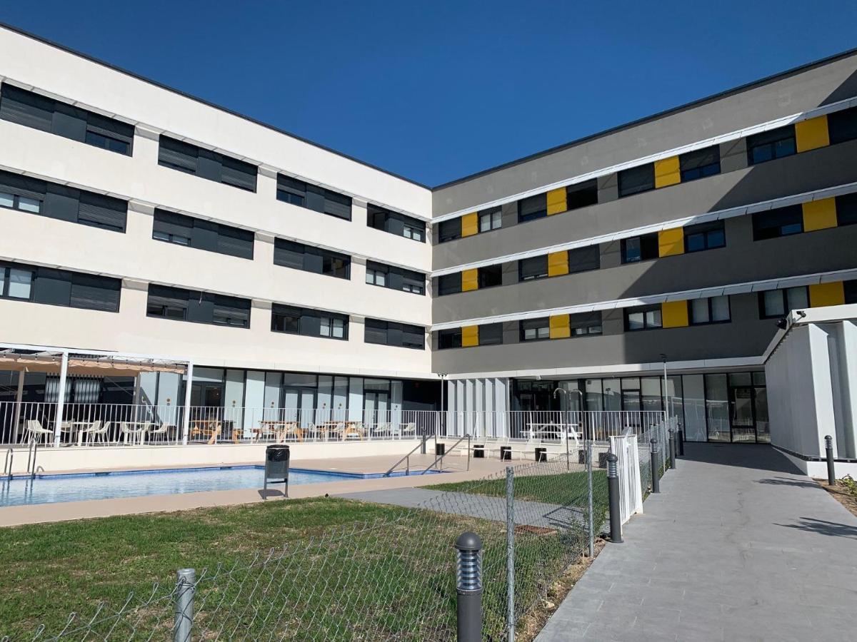 Auberge de jeunesse Residencia Universitaria Resa Campus *